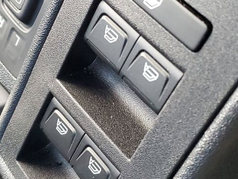 New 2025 Ford Bronco 4-Door image 21