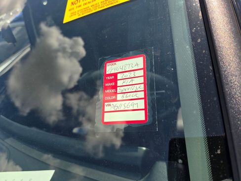 Certified 2023 Kia Sportage SX FWD image 3