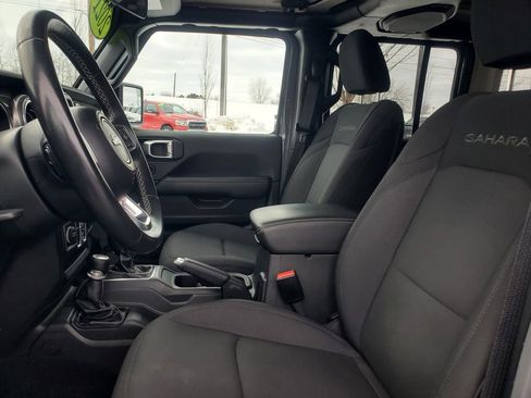 Used 2021 Jeep Wrangler Unlimited Sahara image 11