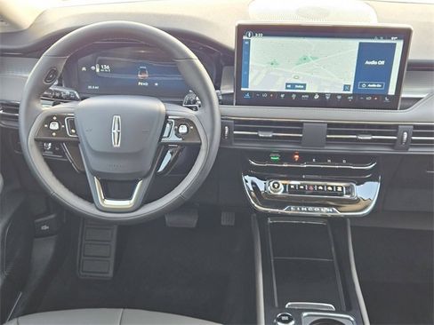 New 2026 Lincoln Corsair Premiere image 25