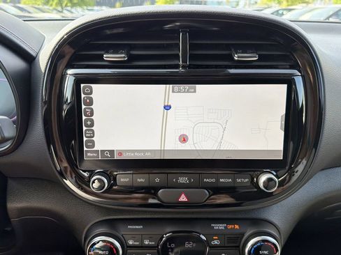 Used 2024 Kia Soul GT-Line image 28
