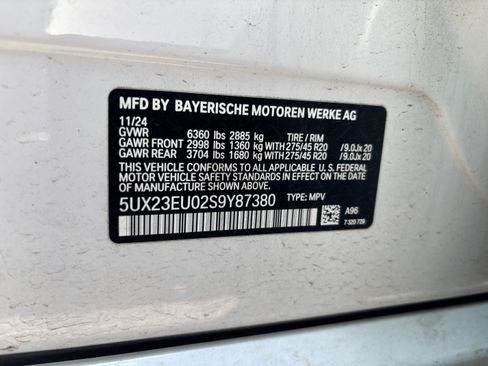 Used 2025 BMW X5 xDrive40i w/ M Sport Package AWD/4WD image 38