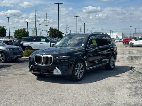Used 2026 BMW X7 xDrive40i AWD/4WD image 3