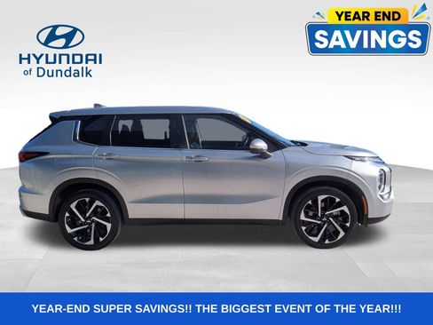 Used 2023 Mitsubishi Outlander SE image 5