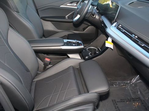 Used 2025 BMW X1 xDrive28i w/ Technology Package image 25
