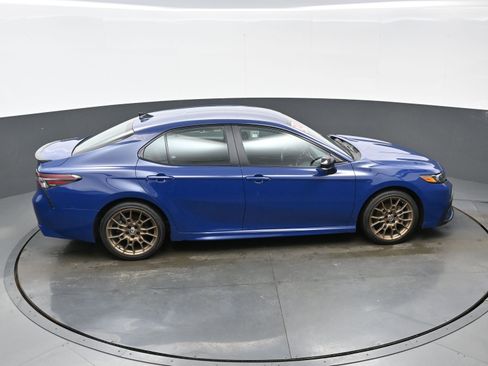 Used 2024 Toyota Camry SE w/ Convenience Package image 41