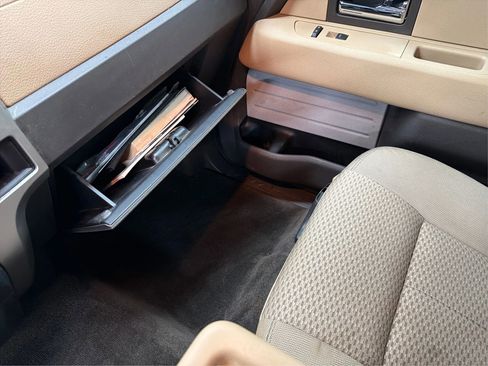 Used 2013 Ford F150 XLT w/ XLT Chrome Pkg image 22