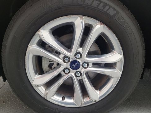 Used 2016 Ford Edge SEL w/ Equipment Group 201A image 31