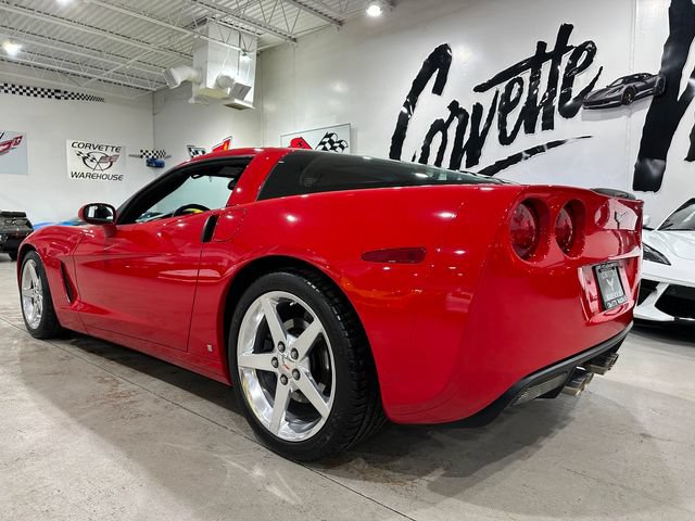 Used 2006 Chevrolet Corvette Coupe w/ Preferred Equipment Group RWD image 4