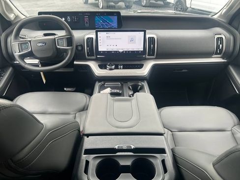 New 2026 Ford Expedition Active RWD image 13