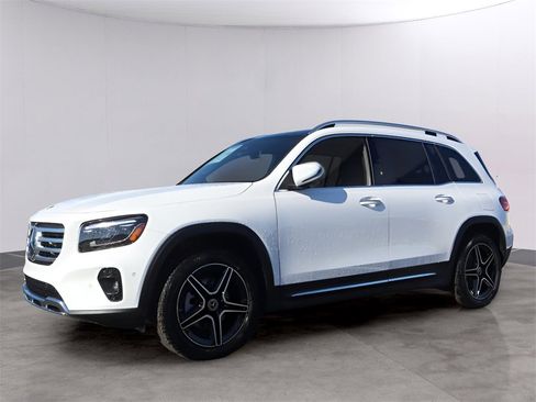 New 2026 Mercedes-Benz GLB 250 4MATIC image 3