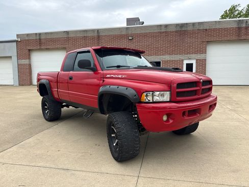 Used 2000 Dodge Ram 1500 Truck 4x4 Quad Cab image 3