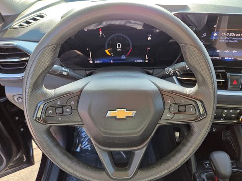 Used 2024 Chevrolet TrailBlazer LT image 18