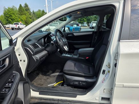 Used 2015 Subaru Outback 2.5i Premium AWD/4WD image 18