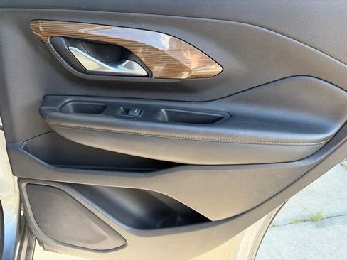 Used 2019 GMC Terrain SLE w/ Driver Convenience Package AWD/4WD image 18