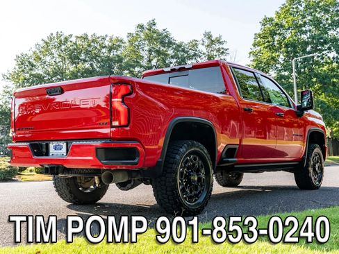 Used 2024 Chevrolet Silverado 2500 LTZ w/ LTZ Plus Package AWD/4WD image 5