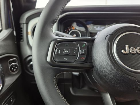 Used 2025 Jeep Wrangler Unlimited Sport AWD/4WD image 43