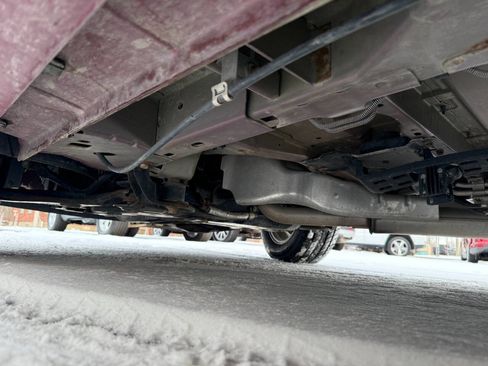 Used 2016 Chrysler Town & Country Touring w/ Driver Convenience Group image 36