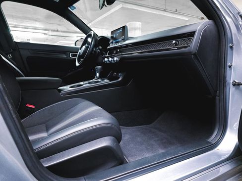 Used 2024 Honda Civic Sport image 34