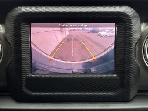 Used 2021 Jeep Wrangler Unlimited Sahara w/ Cold Weather Group image 23