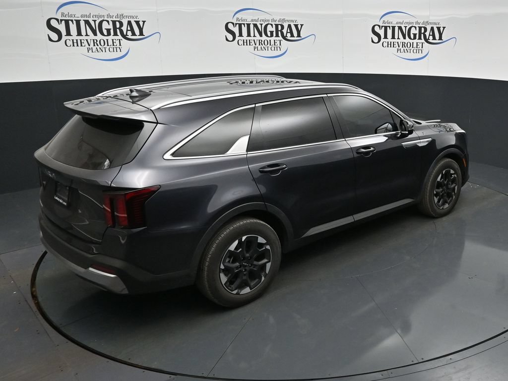 Used 2025 Kia Sorento S w/ Panoramic Sunroof Package FWD image 24