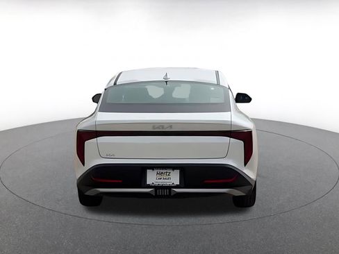 Used 2025 Kia K4 LXS image 14