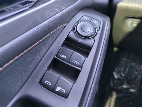 Used 2020 Chevrolet Traverse LT w/ LT Premium Package image 29