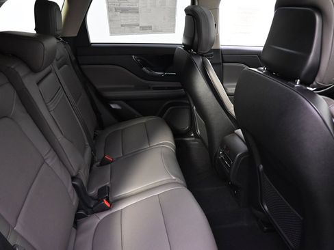 New 2026 Lincoln Corsair Grand Touring image 18