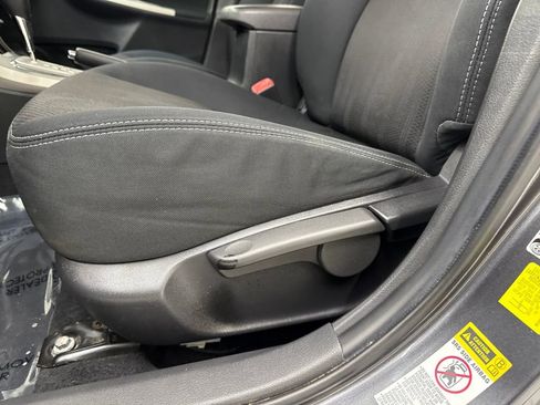 Used 2012 Toyota Corolla S image 13