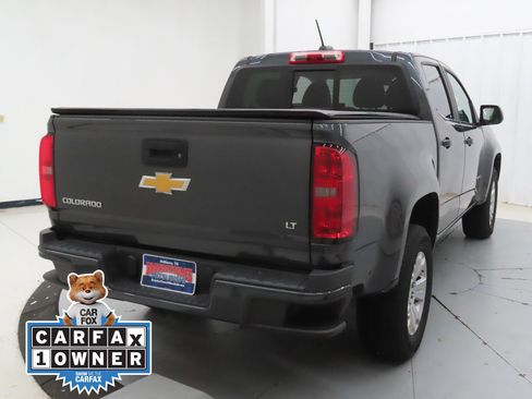 Used 2016 Chevrolet Colorado LT w/ LT Convenience Package RWD image 3