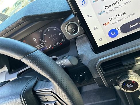 Used 2025 Toyota 4Runner Trailhunter image 23