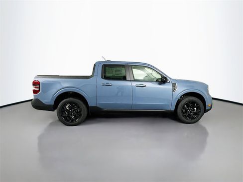 New 2025 Ford Maverick Lariat w/ Black Appearance Package image 8