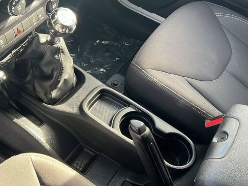 Used 2017 Jeep Wrangler Unlimited Sahara w/ Connectivity Group image 34