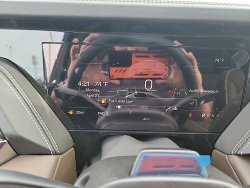 New 2026 GMC Yukon Denali Ultimate AWD/4WD image 12