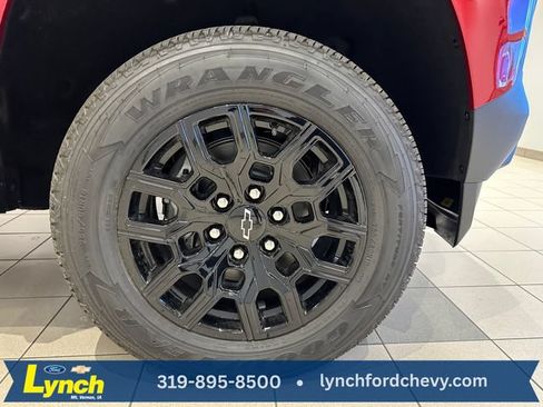 New 2026 Chevrolet Colorado W/T w/ WT Custom Package AWD/4WD image 20