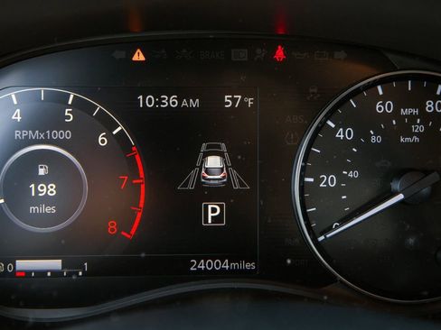 Used 2024 Nissan Kicks SV image 18