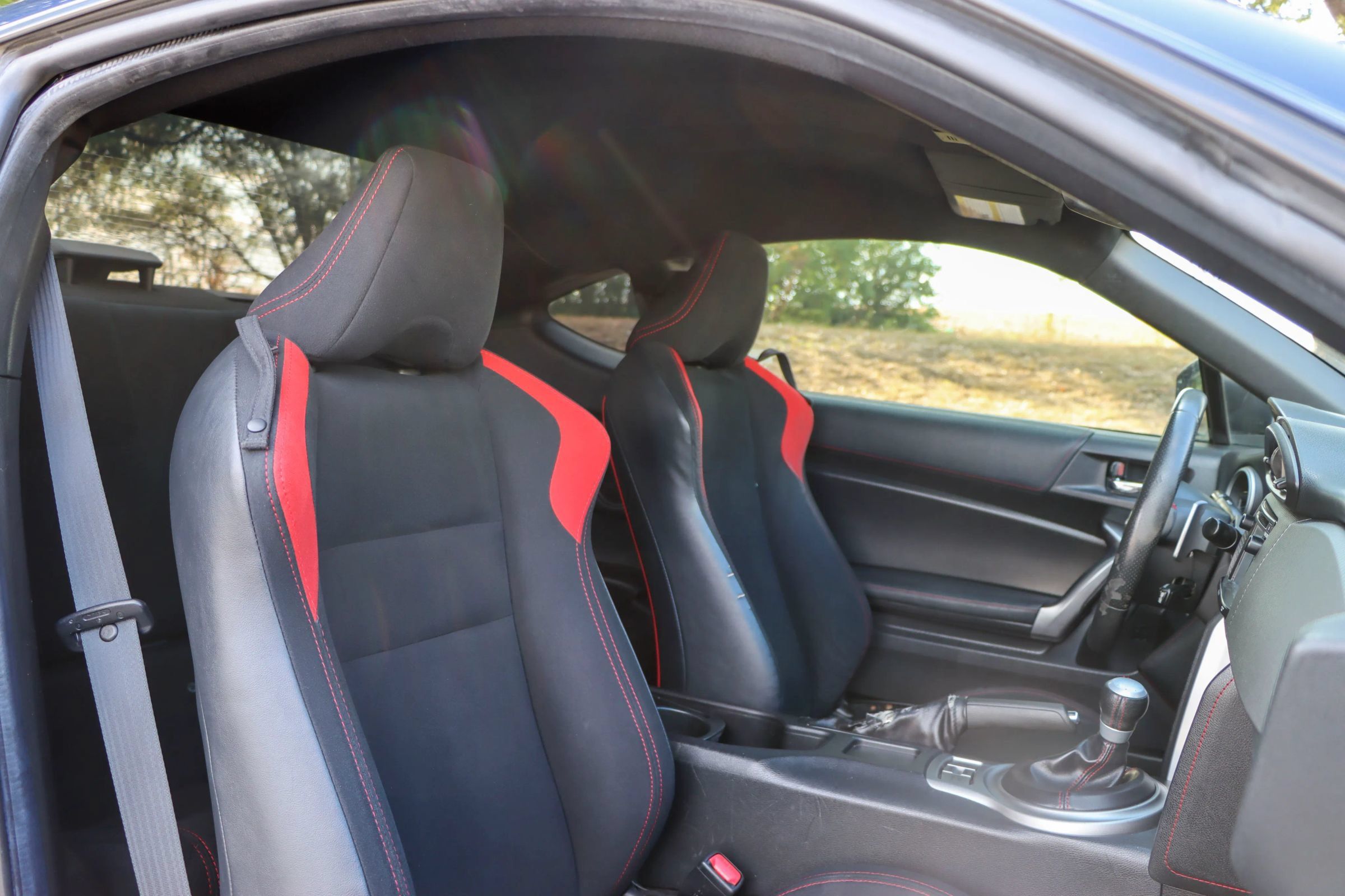 Used 2015 Scion FR-S RWD image 18