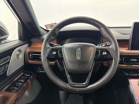 Used 2020 Lincoln Aviator Reserve w/ Equipment Group 201A AWD/4WD image 34