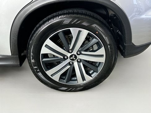 Used 2025 Mitsubishi Outlander Sport SE image 11