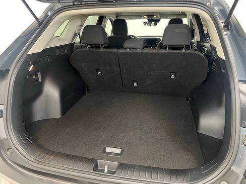 Used 2024 Kia Sportage LX image 7