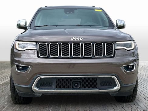 Used 2017 Jeep Grand Cherokee Limited w/ Luxury Group II AWD/4WD image 2