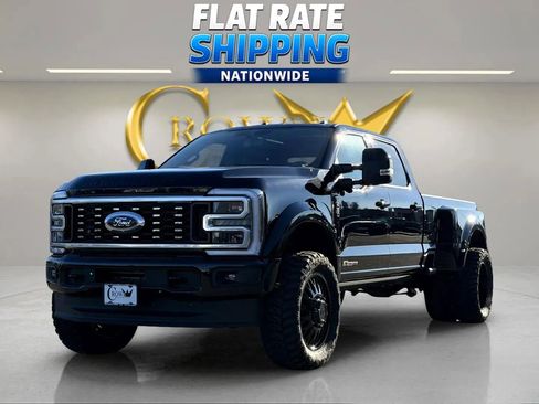 Used 2026 Ford F450 Platinum image 1