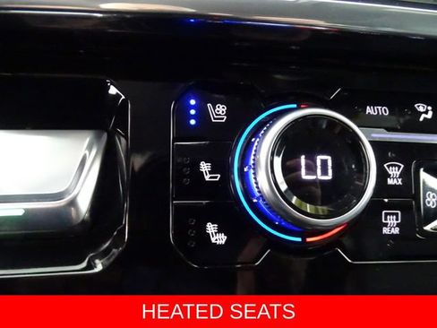 Used 2024 GMC Sierra 1500 Denali w/ Denali Reserve Package AWD/4WD image 15