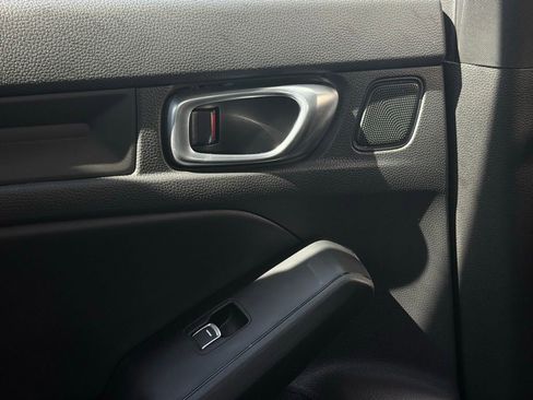 Used 2023 Honda Civic Sport image 36