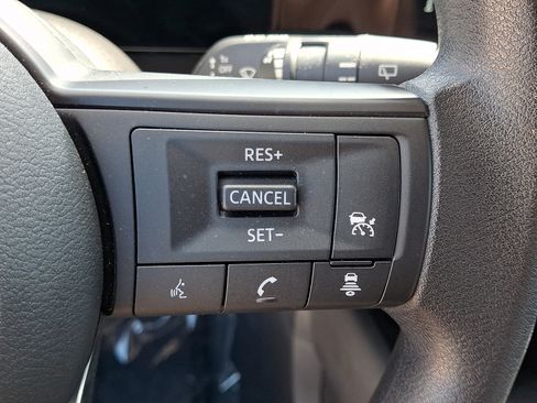 Certified 2025 Nissan Kicks SV w/ Charging Package FWD image 26