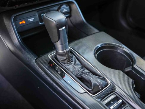 Used 2025 Honda Civic Sport image 23