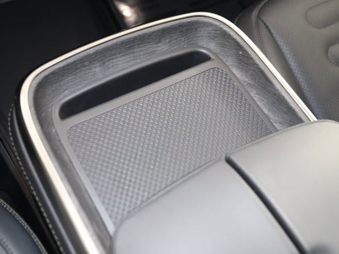 Used 2022 Rivian R1S Launch Edition image 37