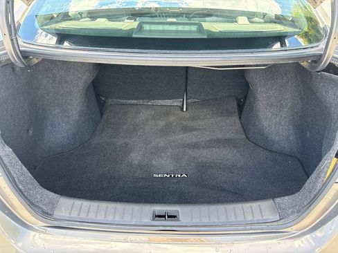 Used 2015 Nissan Sentra SV w/ Cold Weather Package FWD image 11