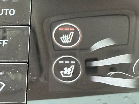 New 2026 Genesis G70 2.5T Prestige image 30