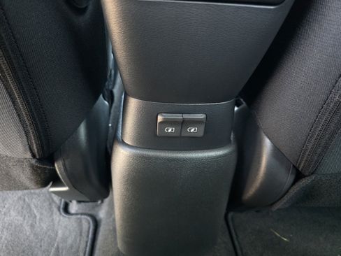 Certified 2025 Nissan Kicks Play S FWD image 25